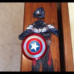 Toddler Captain America costume w/ mask & shield